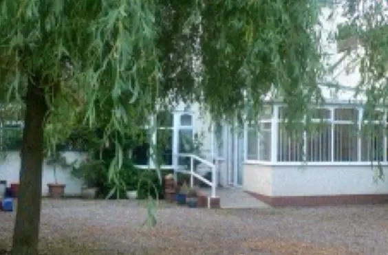 Oak Cottage - outside view of care home